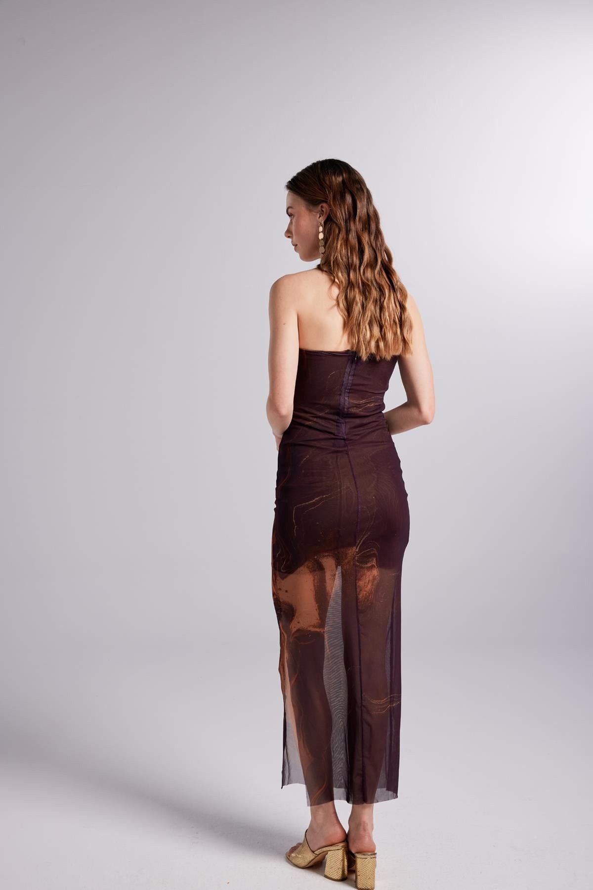 Gepunktetes Trägerloses Tüllkleid Mocha