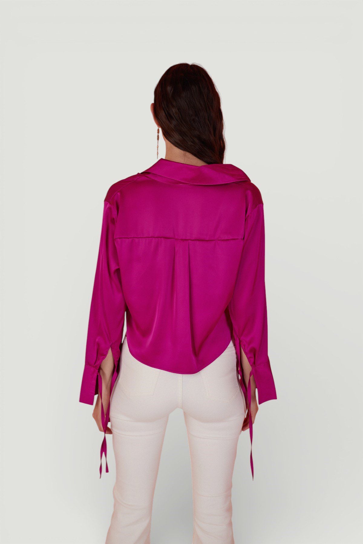 Strukturiertes Satin Crop Shirt