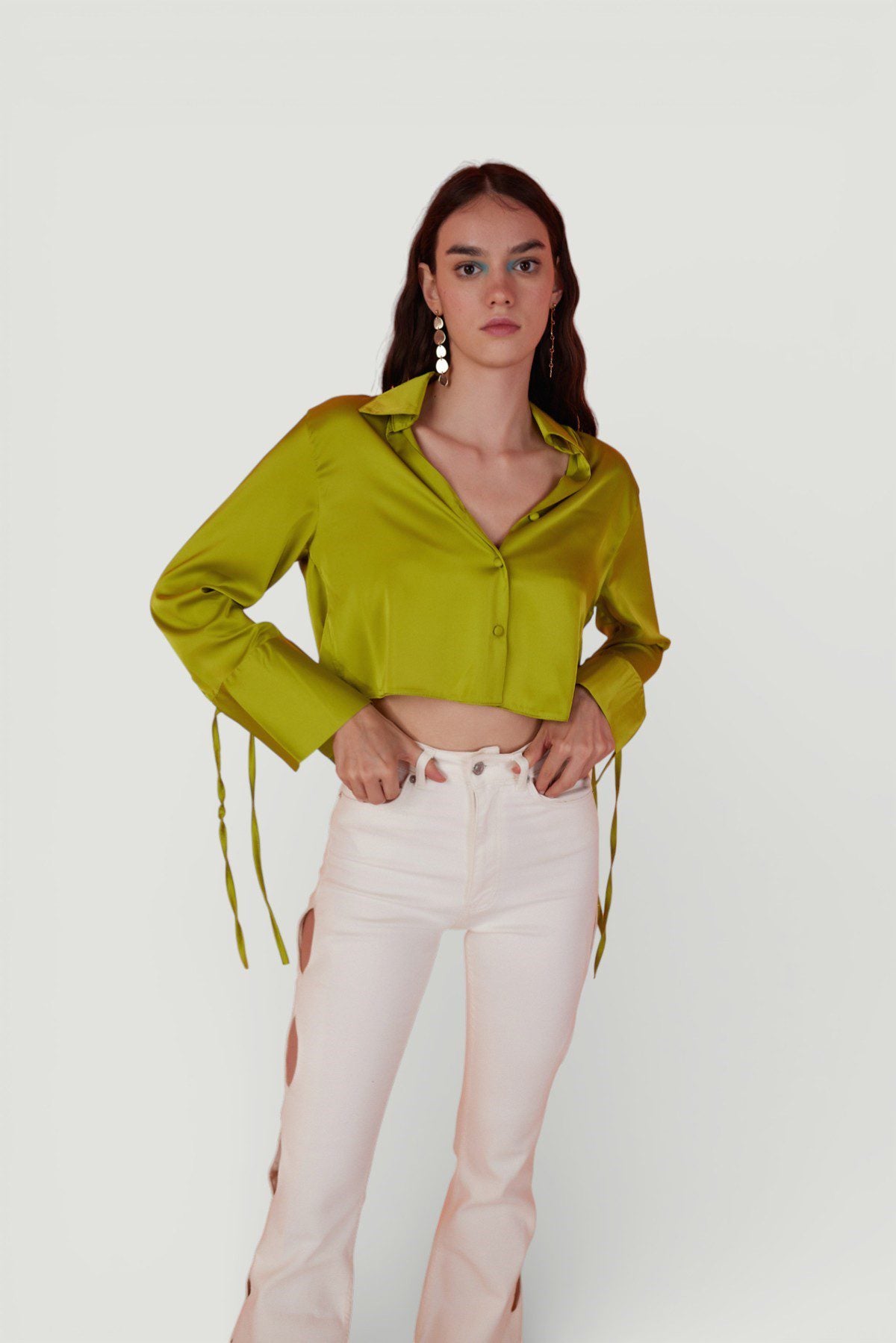Strukturiertes Satin Crop Shirt