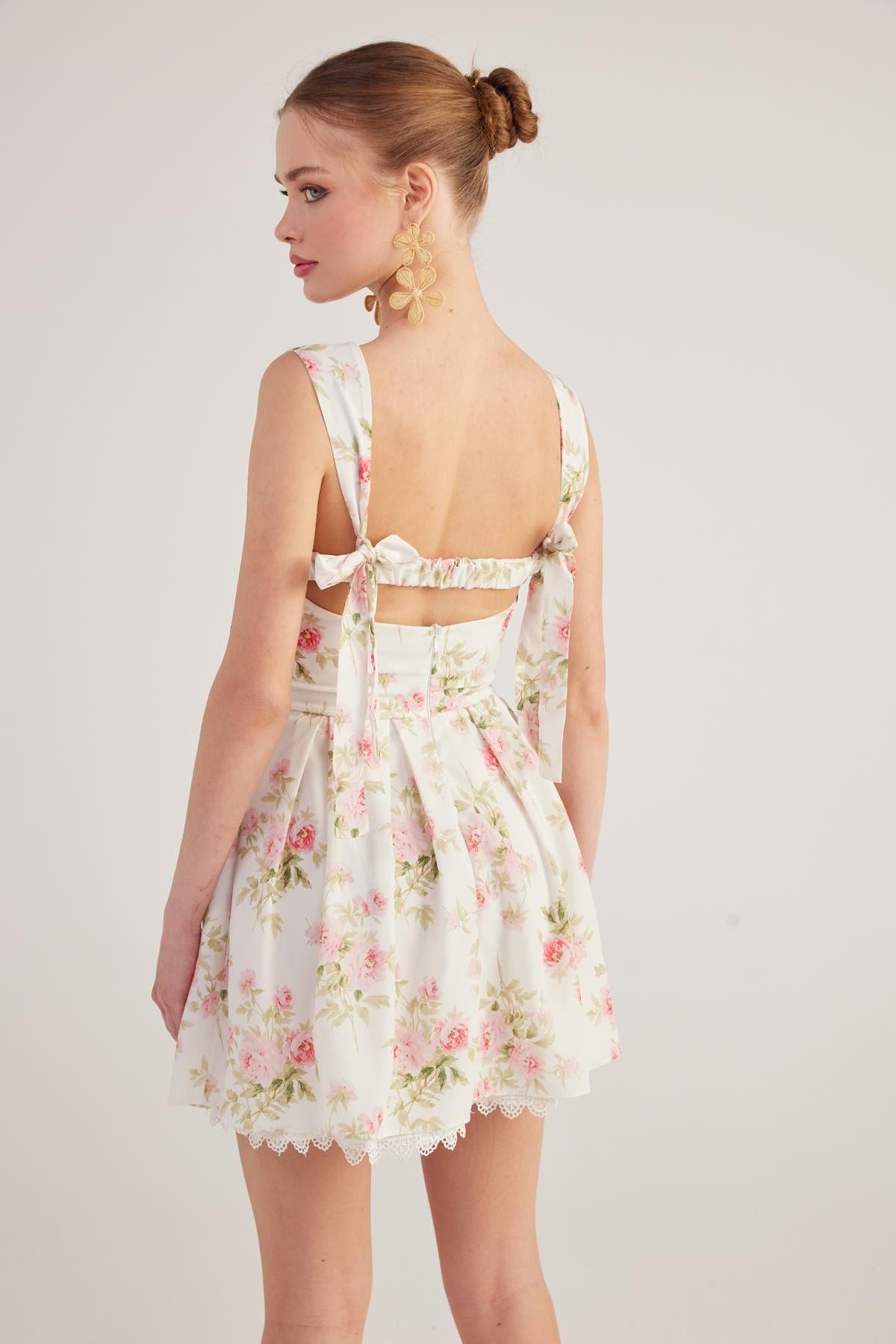 Blumen Mini-Kleid mit Stickerei
