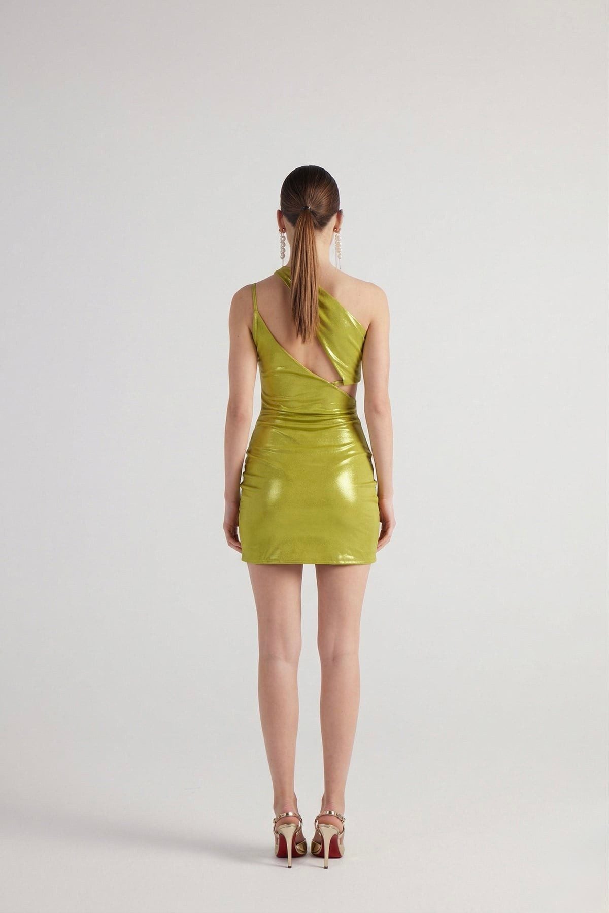 Ein-Schulter Glänzendes Mini-Kleid