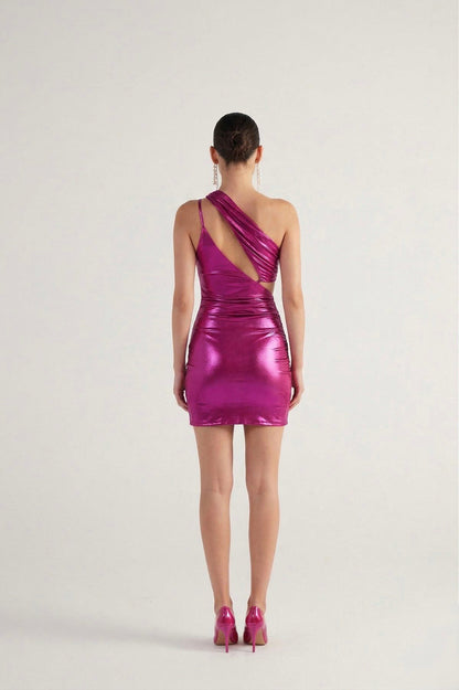 Ein-Schulter Glänzendes Mini-Kleid