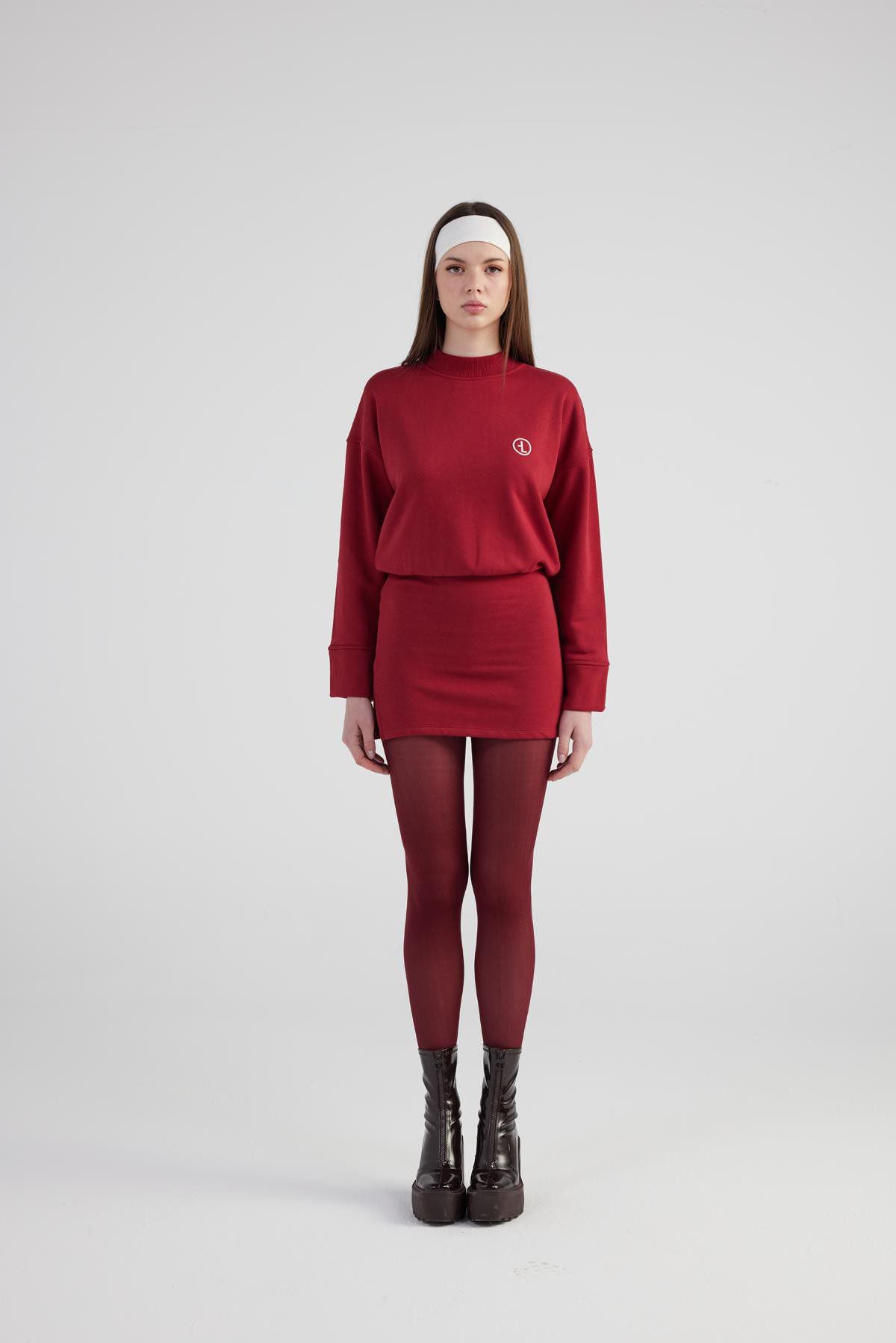 Mini-Kleid mit Schlitzstoff