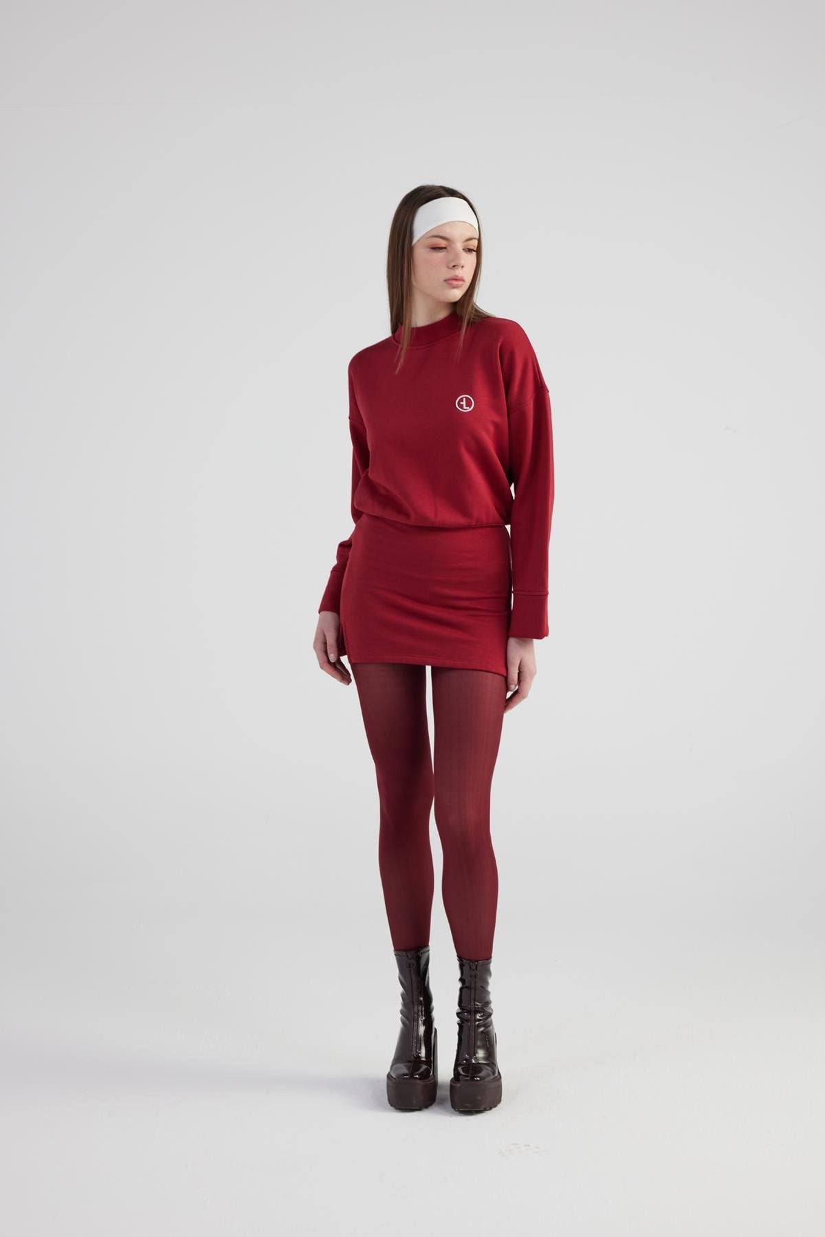 Mini-Kleid mit Schlitzstoff
