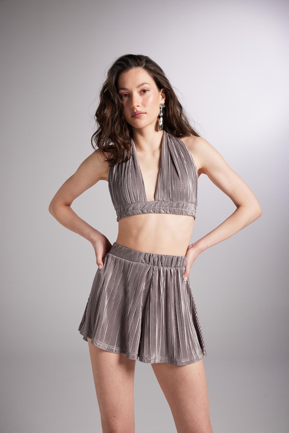 Weiche Mini-Shorts mit Gummibund