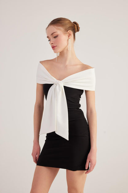 Mini Octavia Kleid mit Kragen