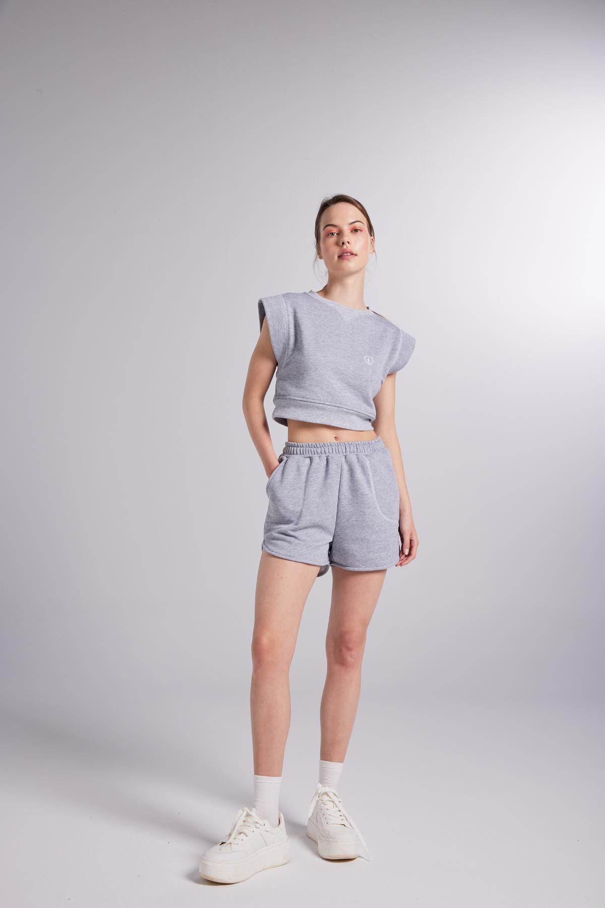 Kontraststich Crop Rhode T-Shirt