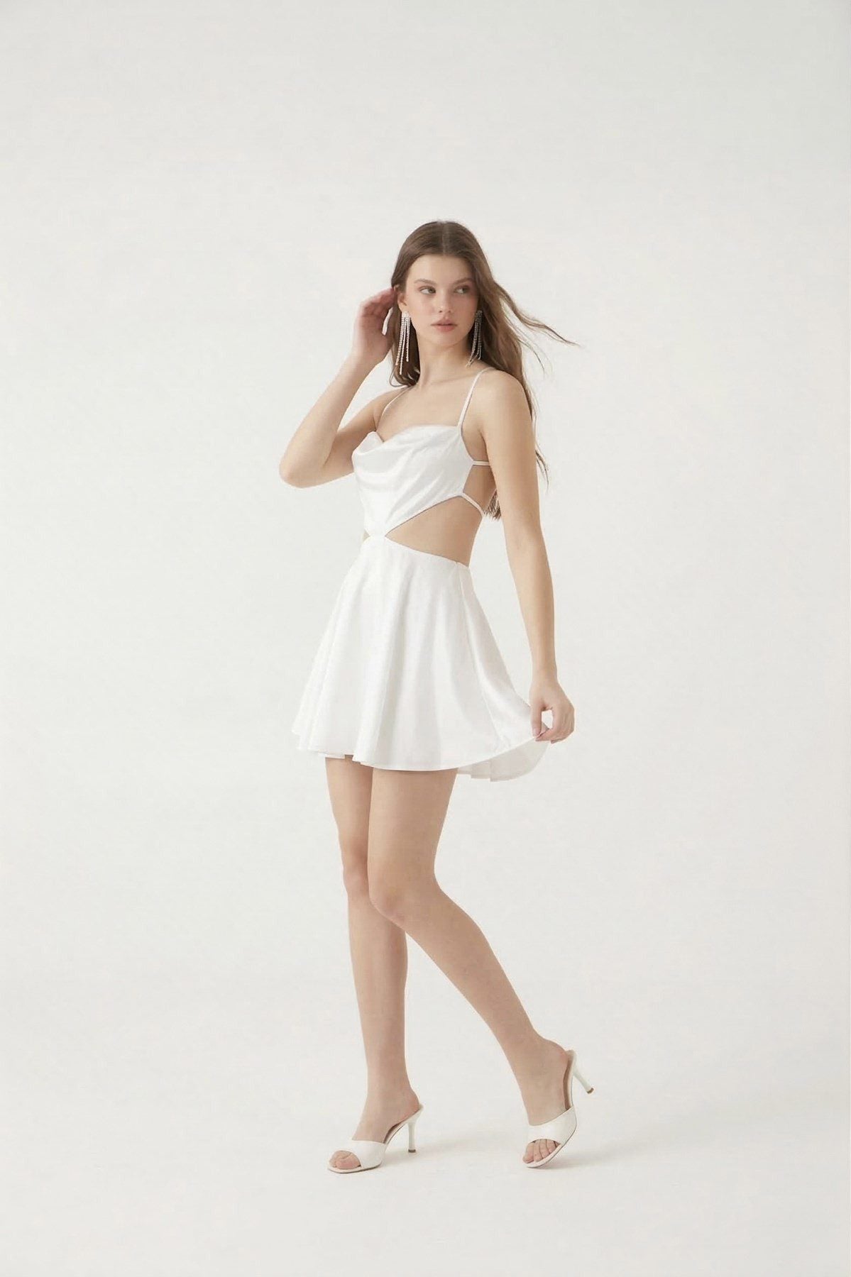 Satin Minikleid mit Rückenausschnitt