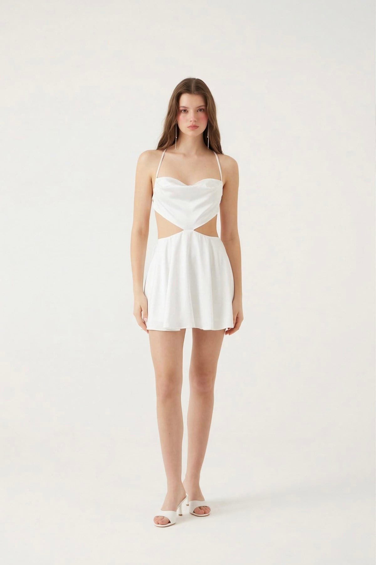Satin Minikleid mit Rückenausschnitt
