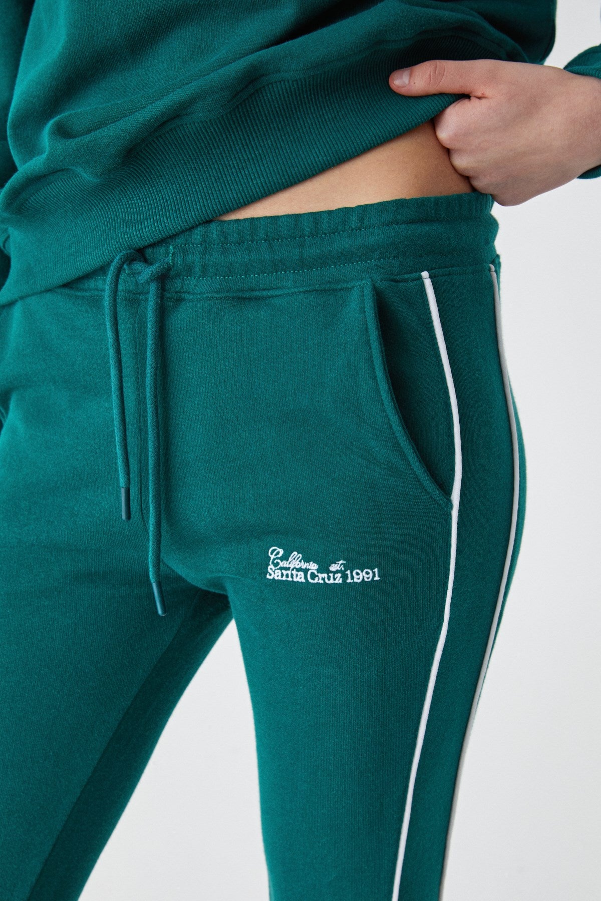 ETHIQUET ICA Damen Regular Schlaghose Jogger Green