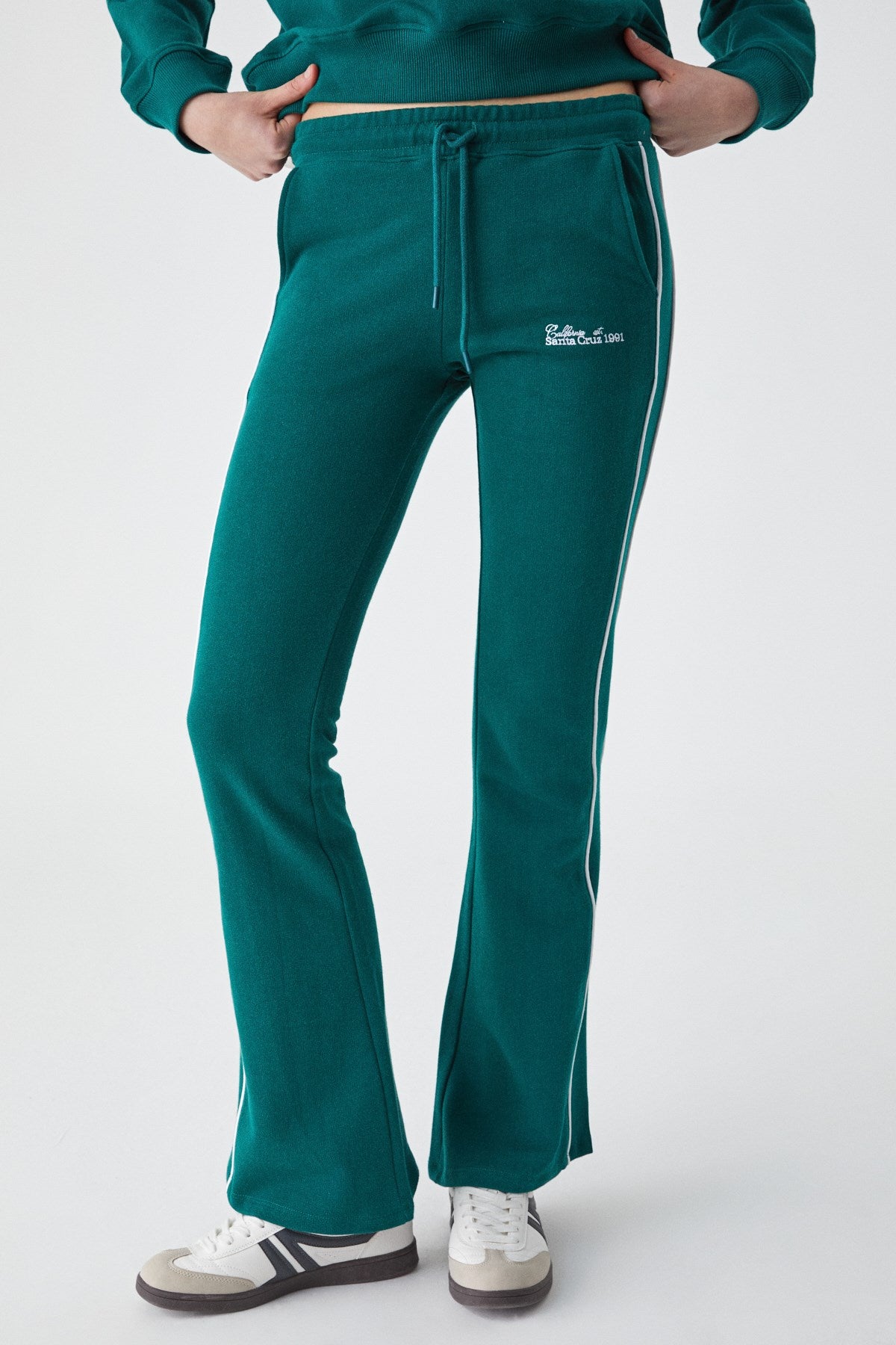 ICA Damen Regular Schlaghose Jogger