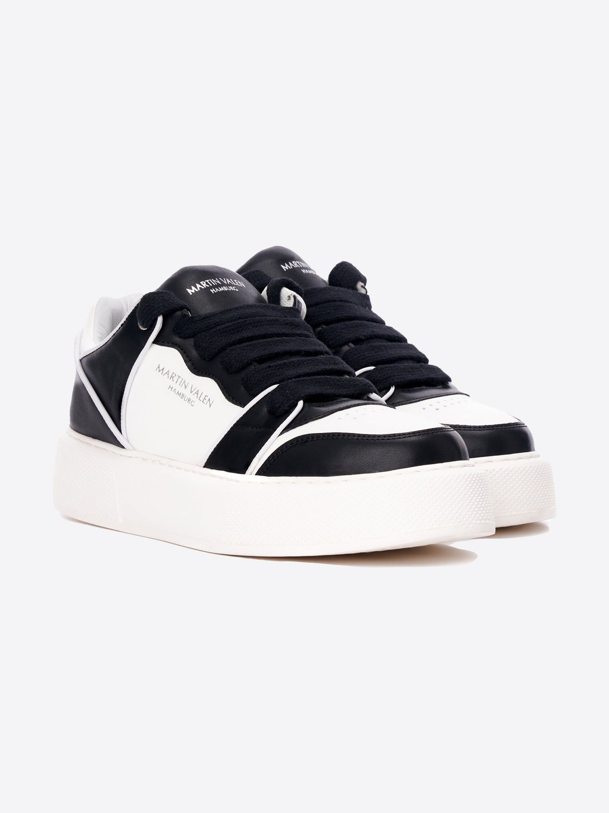 Zweifarbige High-Top Sportschuhe