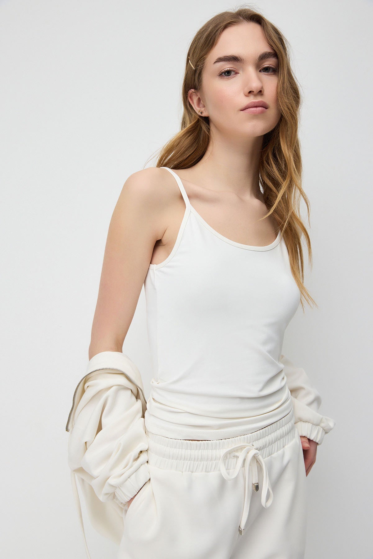 Tanktop mit dünnen Trägern