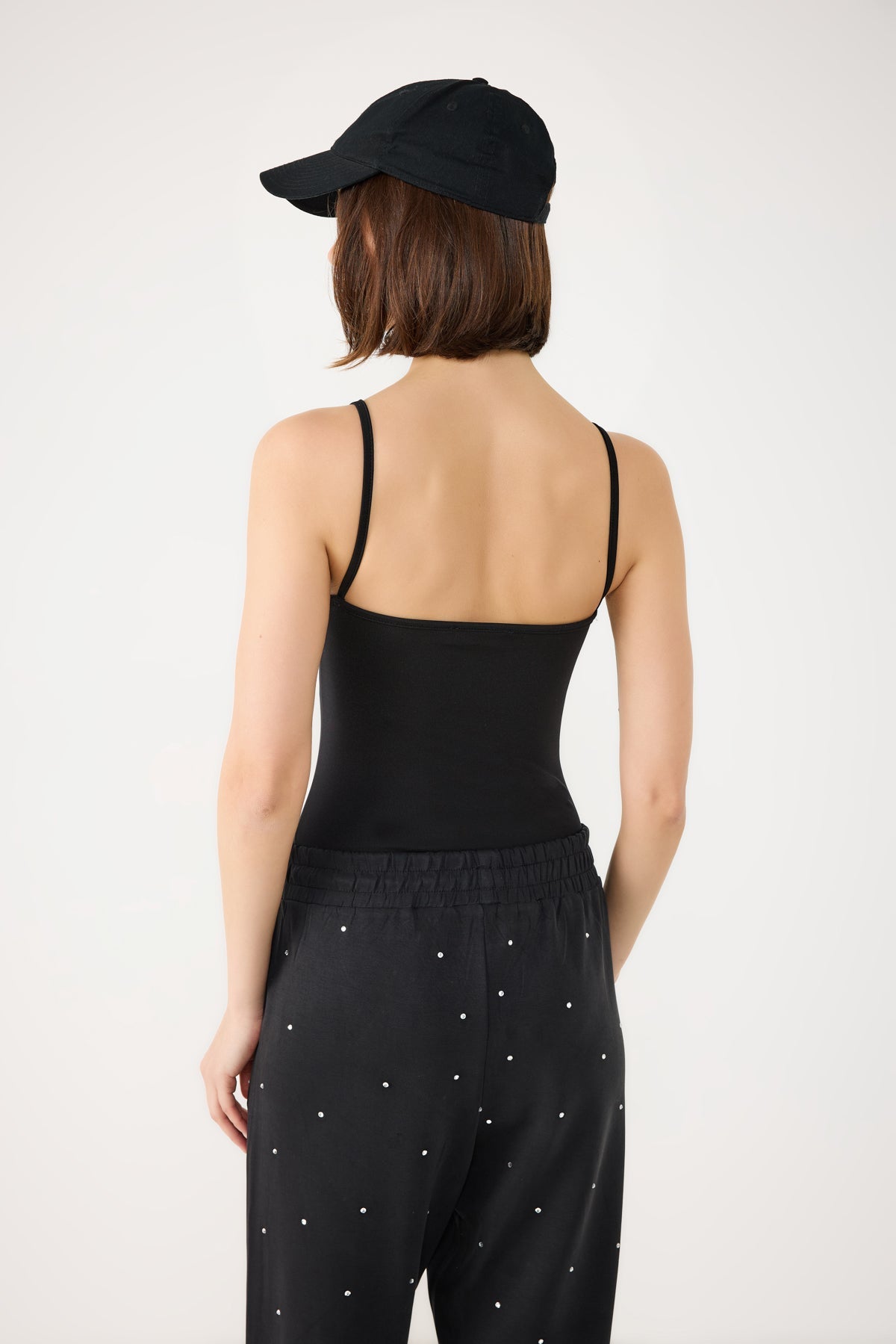 dünn trägerloser Body