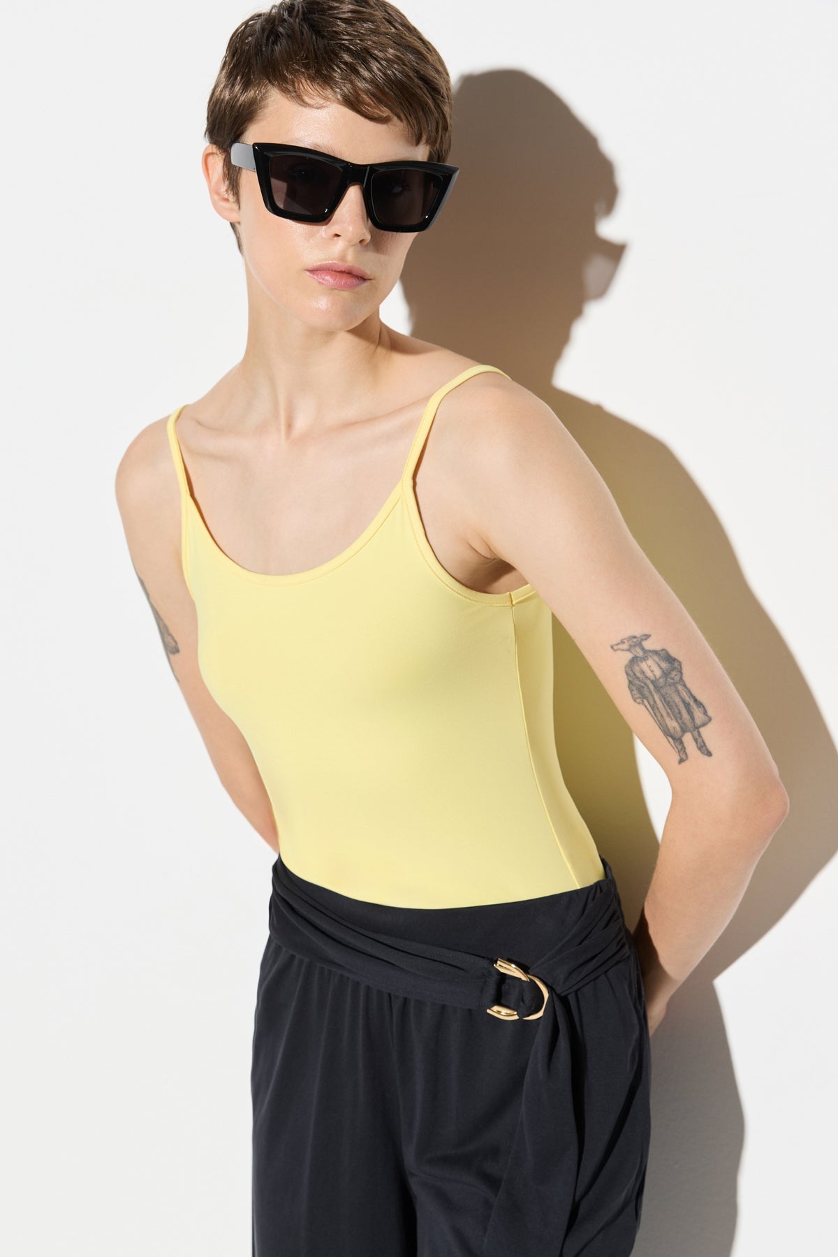Bluse mit dünnen Trägern