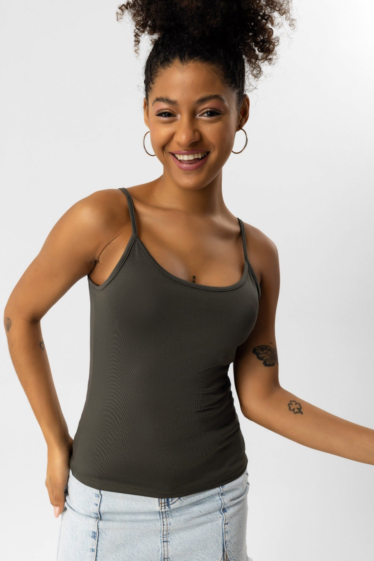 Bluse mit dünnen Trägern