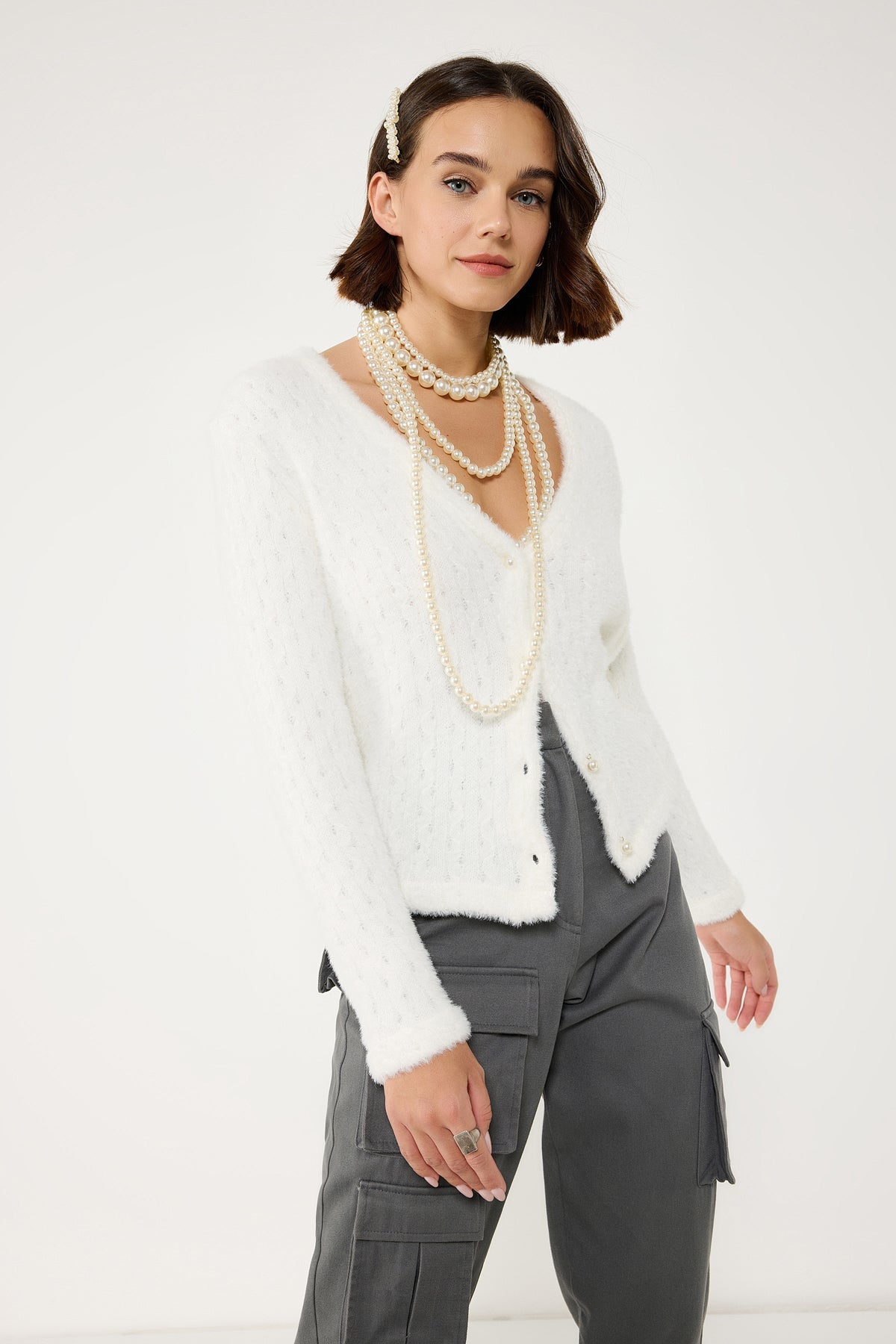 Weicher Strickcardigan mit Perlmuttknöpfen