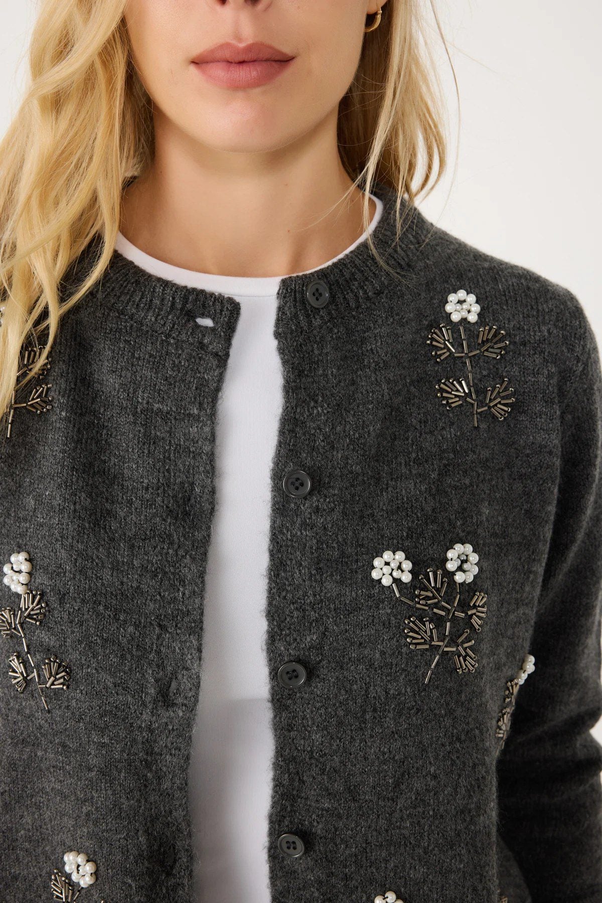 Perlenbesetzter Cardigan