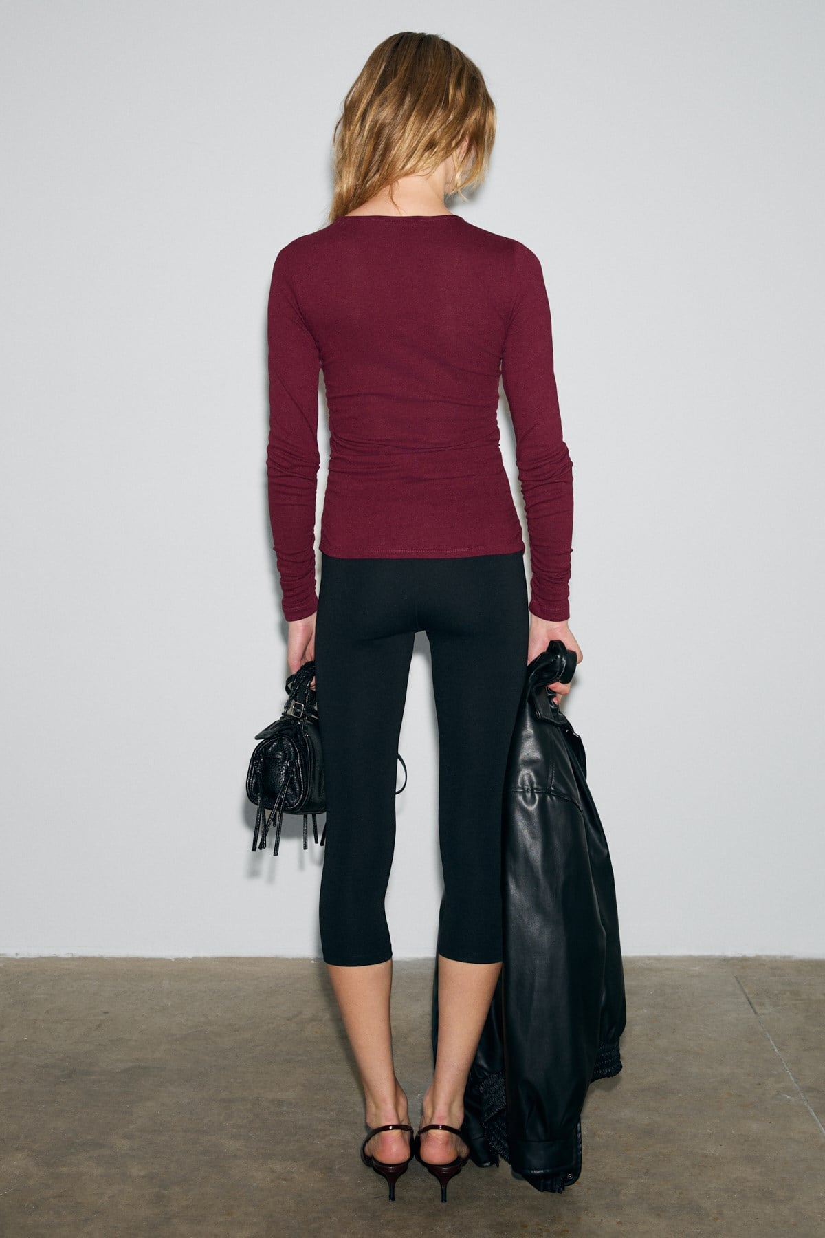 INSSAZA Damen Slim Fit Bluse mit Raffung