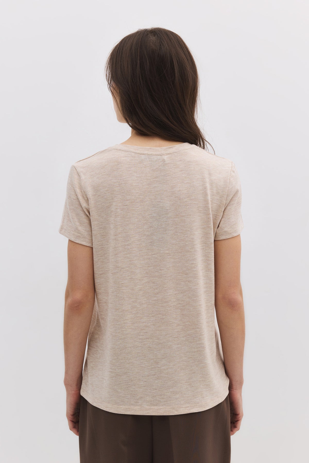 T-Shirt mit Rundhalsausschnitt aus schimmerndem Stoff