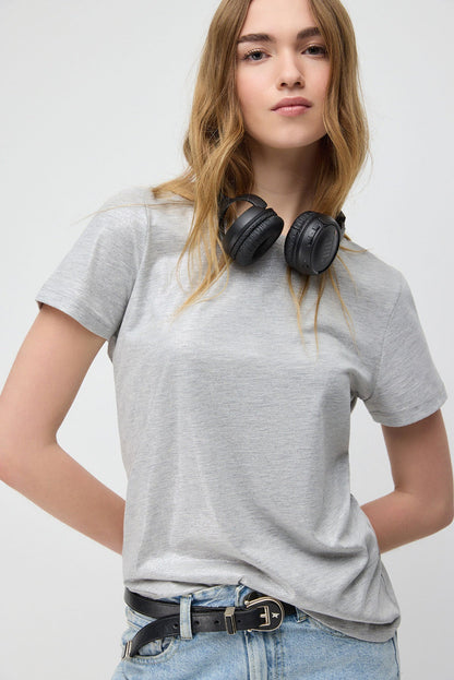 Schimmerndes T-Shirt mit Rundhalsausschnitt