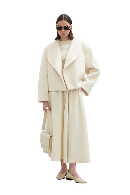 JACQUELINE Kurzer Veloursmantel Creme
