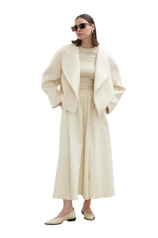 JACQUELINE Kurzer Veloursmantel Creme