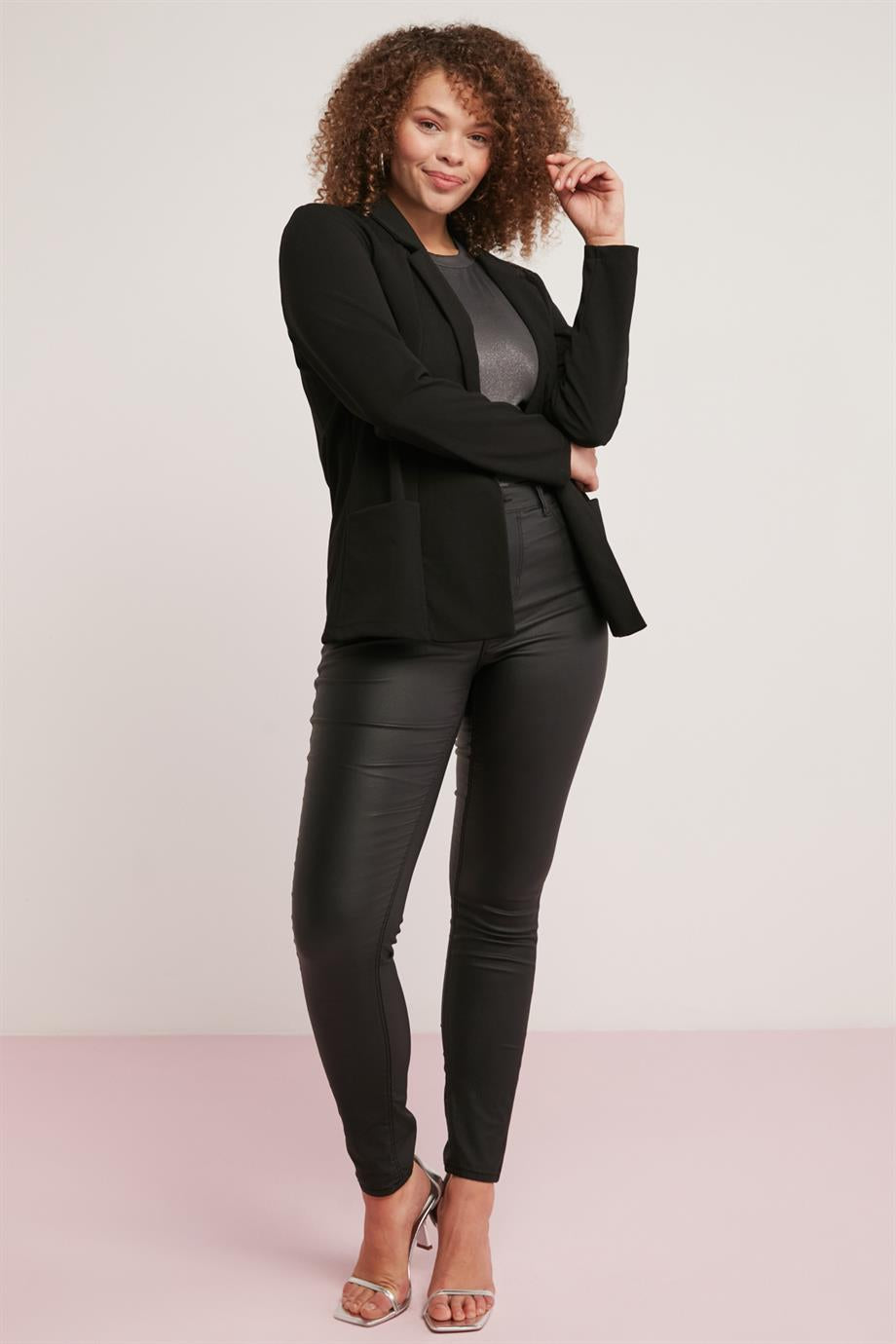 JAMILA Damen Jeansblazer Jacke