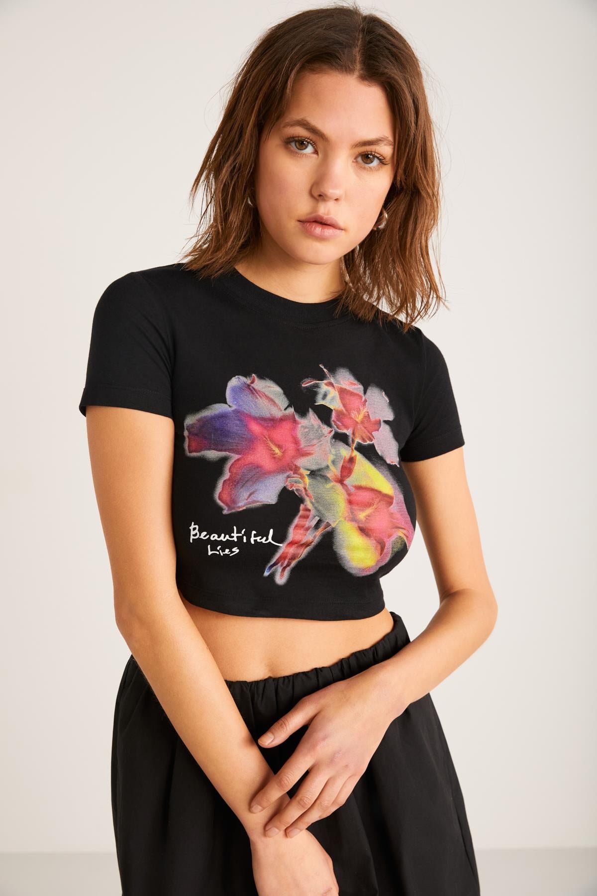 JESS Damen Blumen Crop T-Shirt