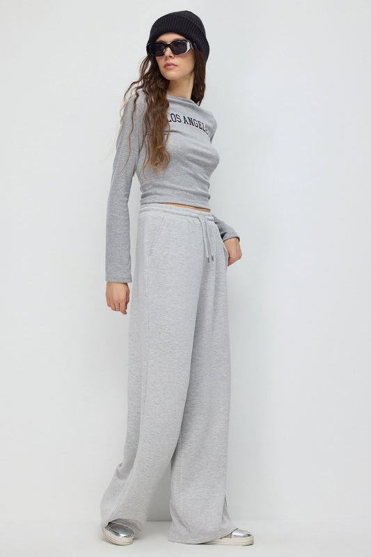 Weite Jogginghose