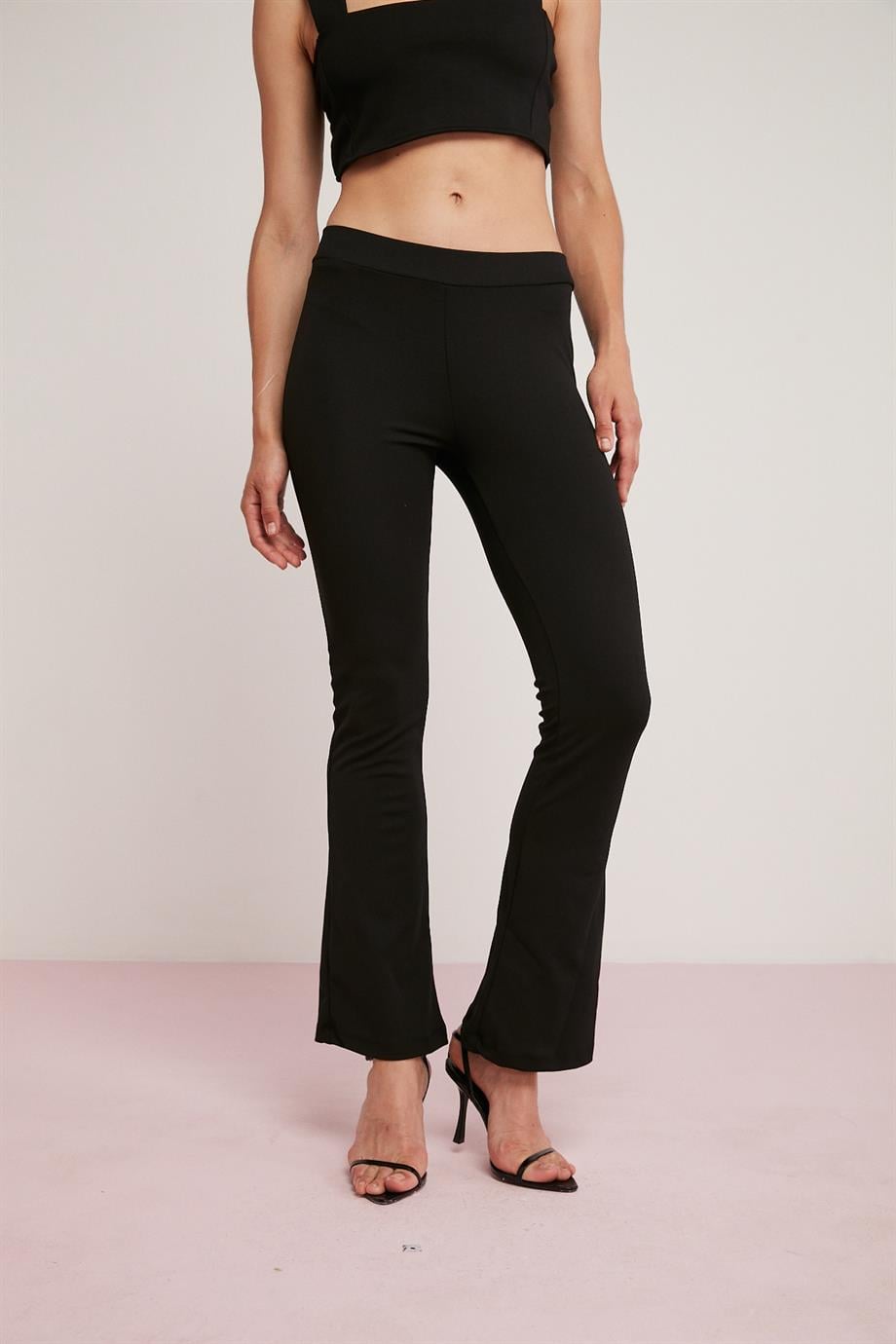 ETHIQUET JOLLY Strick Relaxed Hose Schwarz