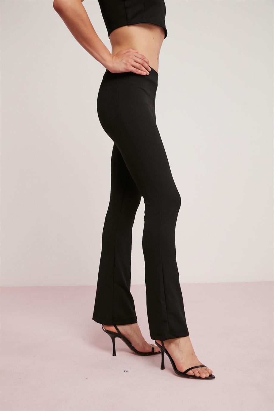 ETHIQUET JOLLY Strick Relaxed Hose Schwarz