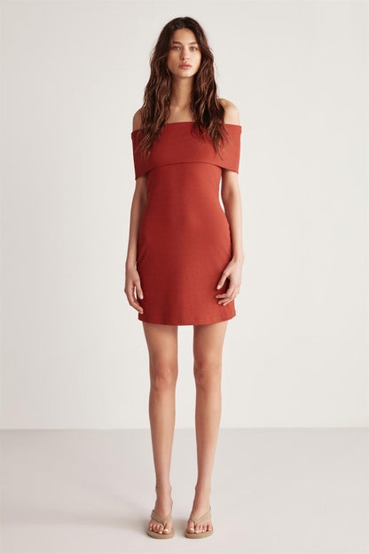 JULENE Off-Shoulder Lockeres Kleid