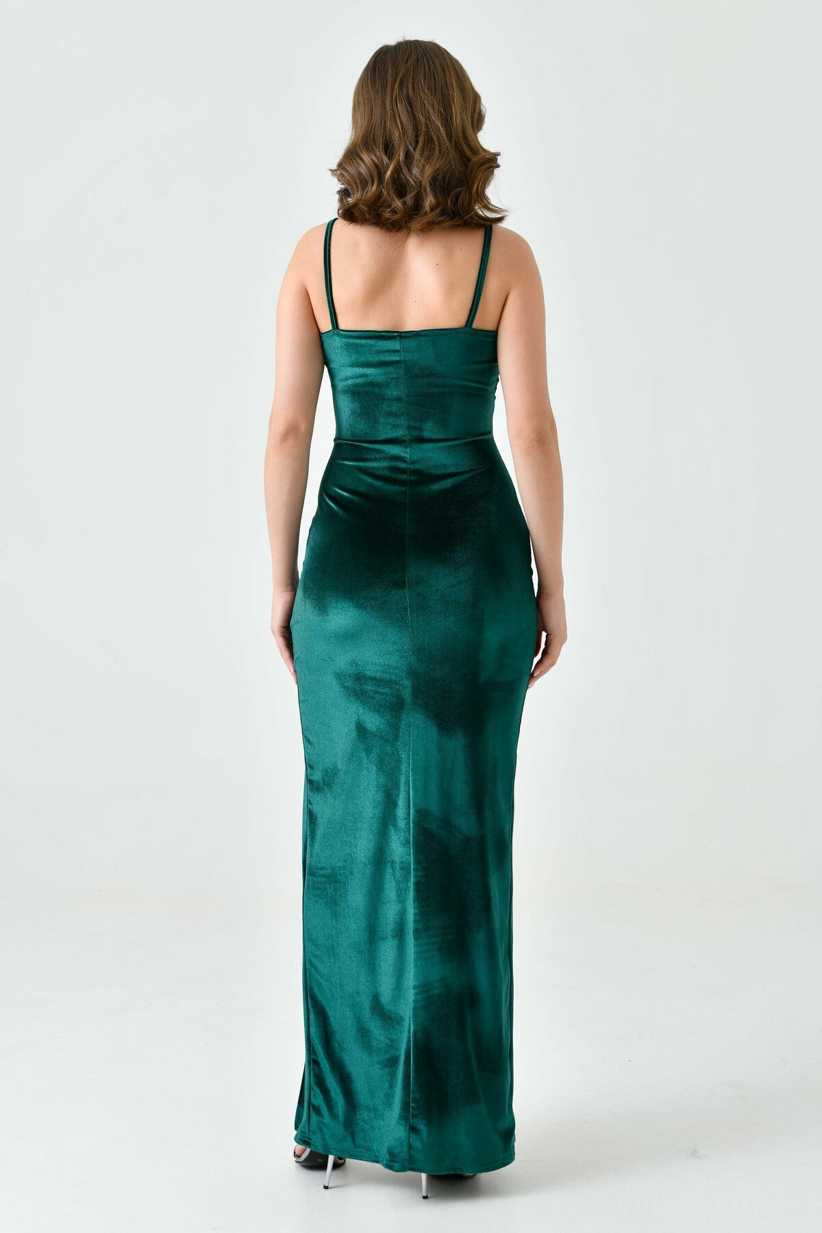 Trägerloses Maxikleid mit Schlitz