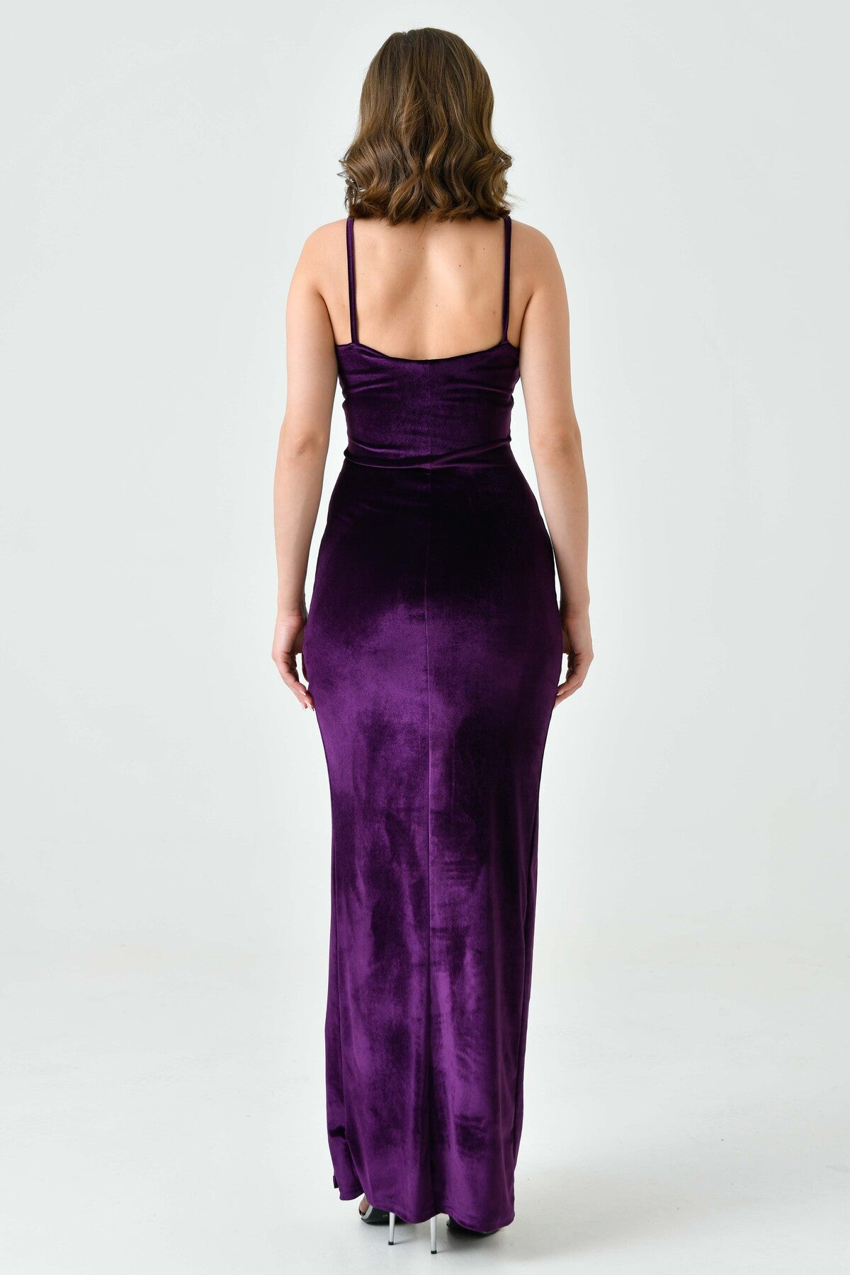 Trägerloses Maxikleid mit Schlitz