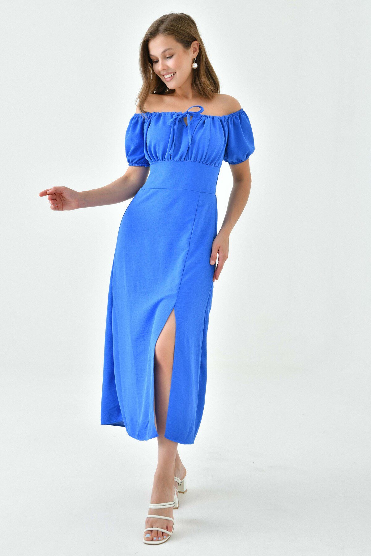 Midikleid mit Schlitz