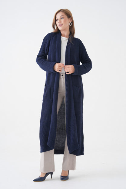 Langer Cardigan mit Schalkragen und doppelten Taschen