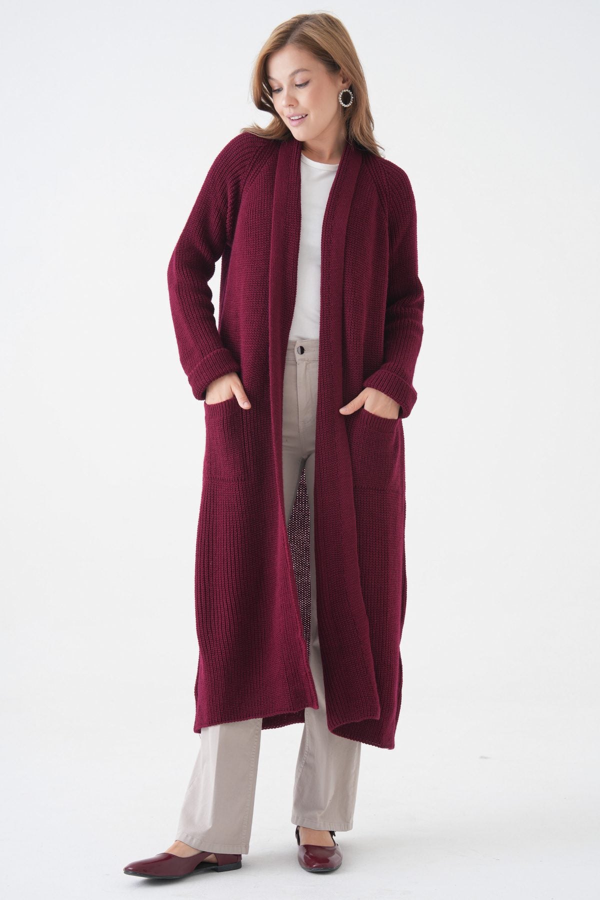 Langer Cardigan mit Schalkragen und doppelten Taschen