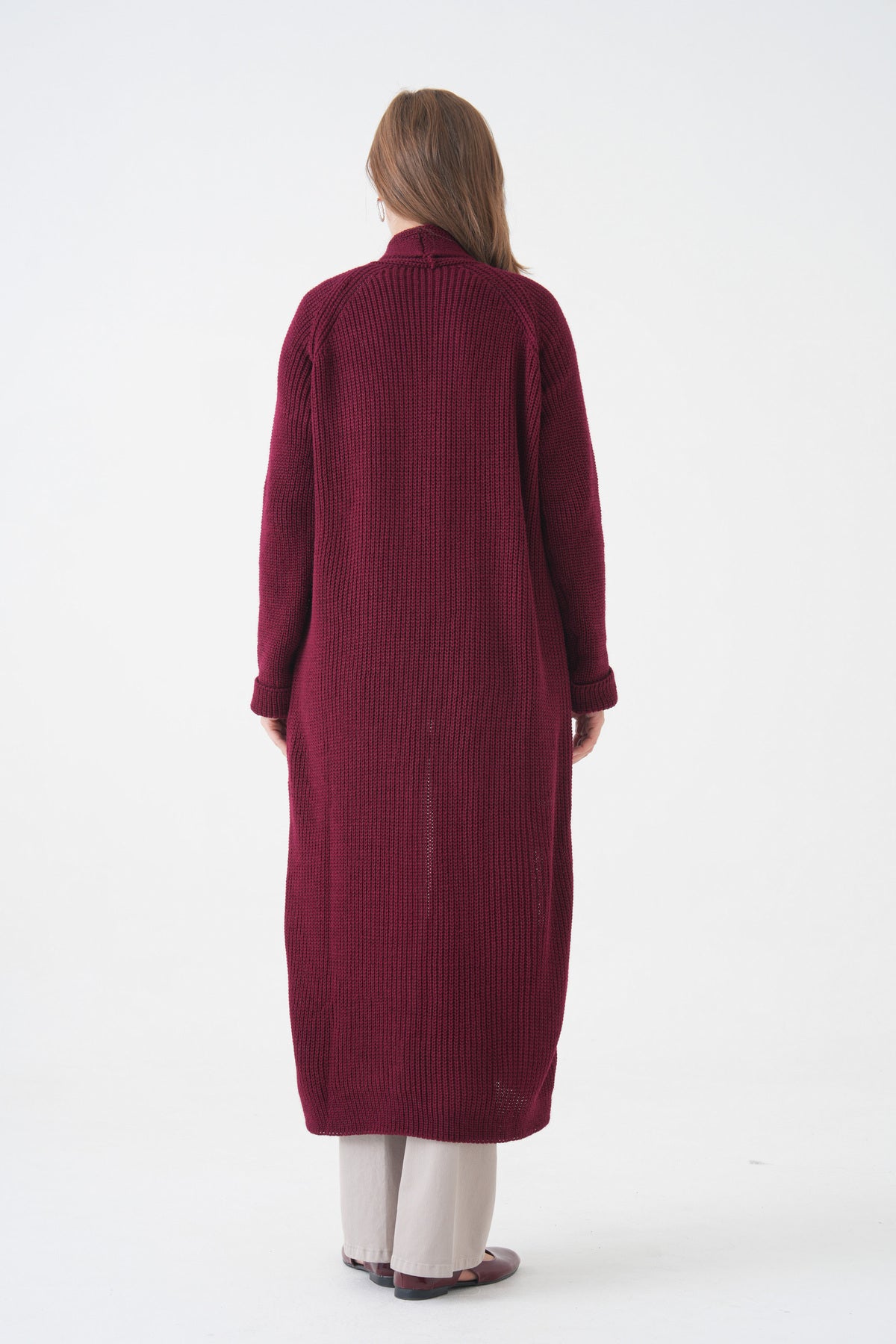 Langer Cardigan mit Schalkragen und doppelten Taschen