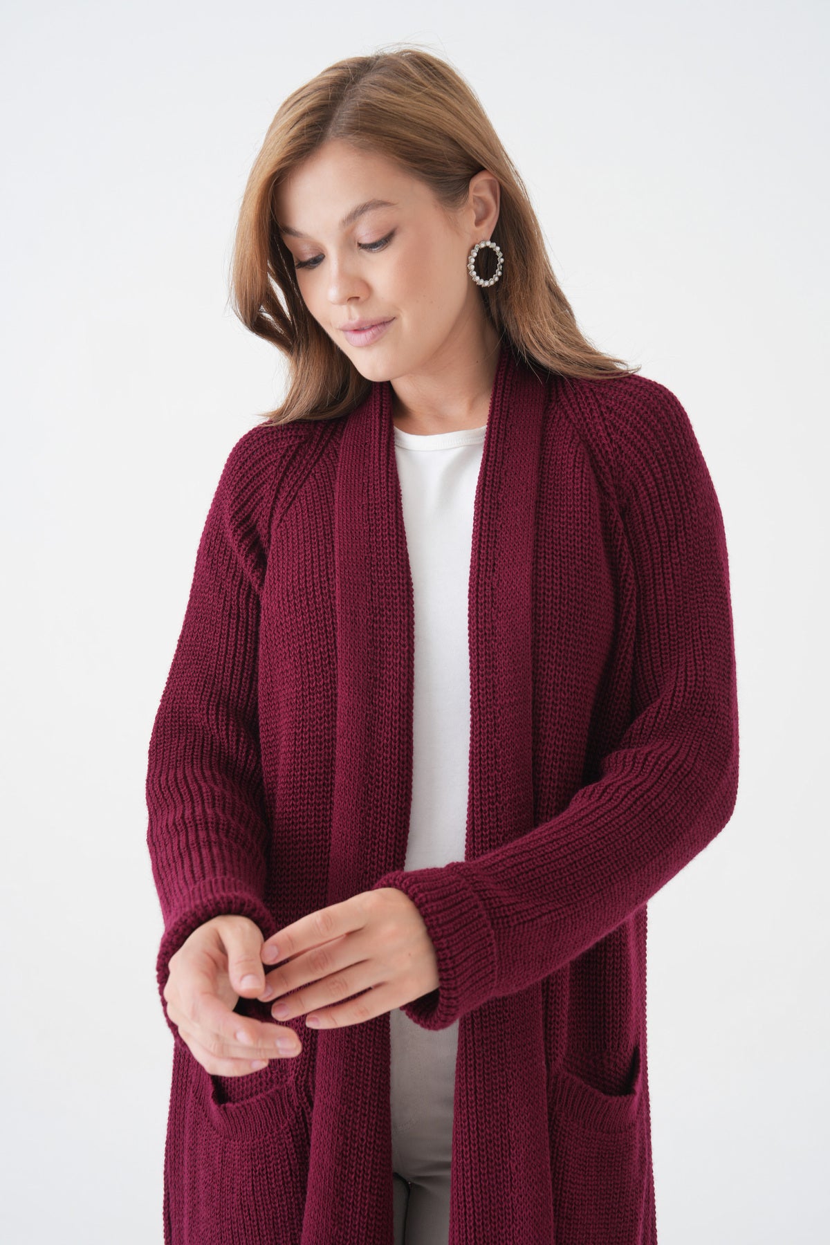 Langer Cardigan mit Schalkragen und doppelten Taschen