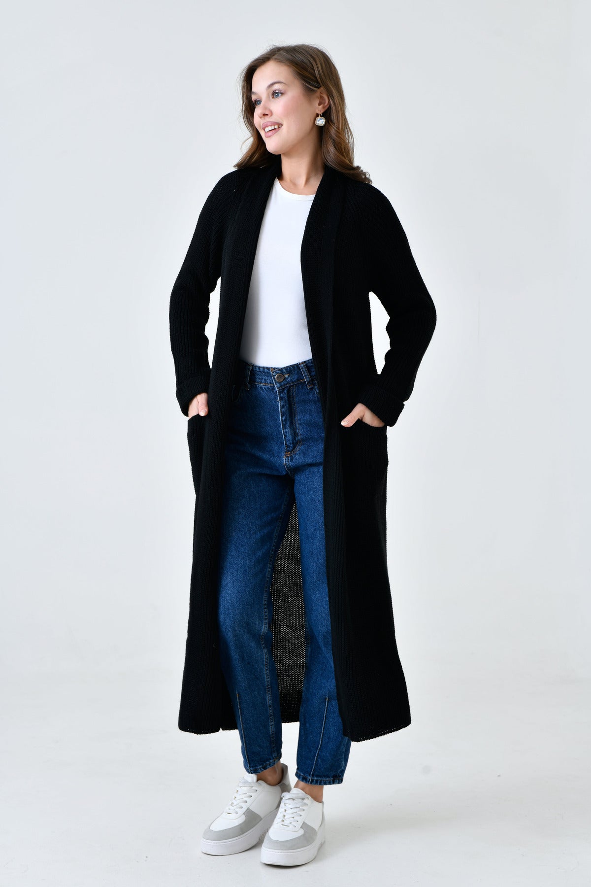 Langer Cardigan mit Schalkragen und doppelten Taschen