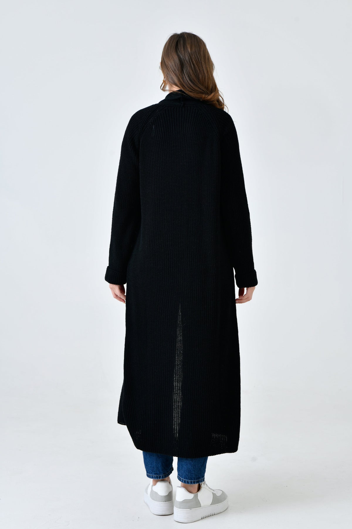 Langer Cardigan mit Schalkragen und doppelten Taschen