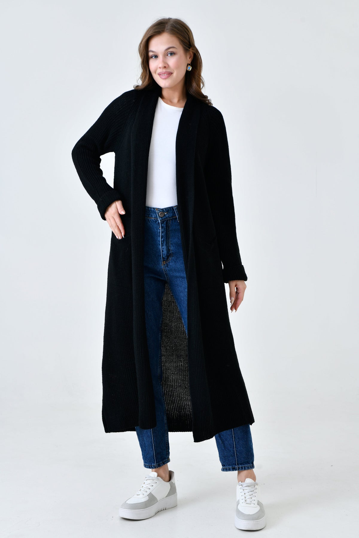 Langer Cardigan mit Schalkragen und doppelten Taschen
