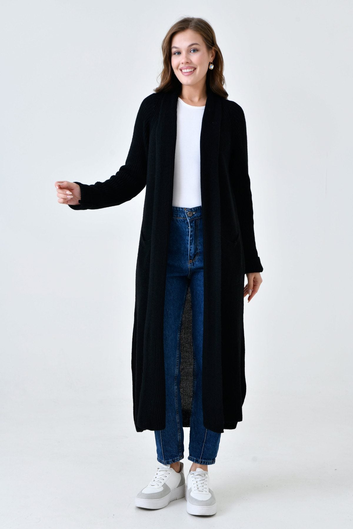 Langer Cardigan mit Schalkragen und doppelten Taschen