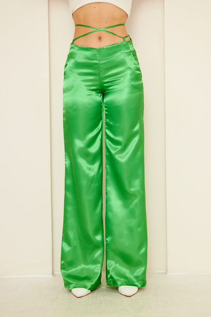 Weit geschnittene Satinhose