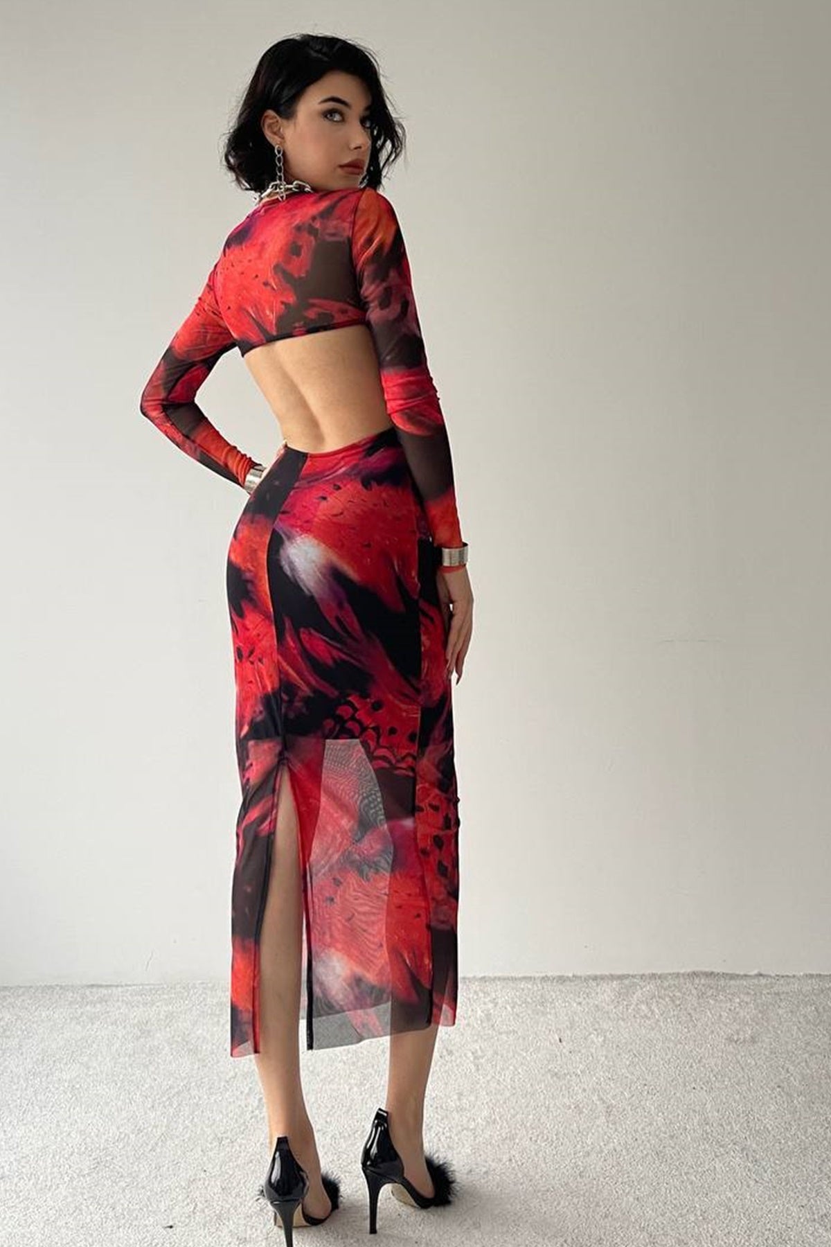 Midi-Kleid mit Batikmuster und Schlitzdesign