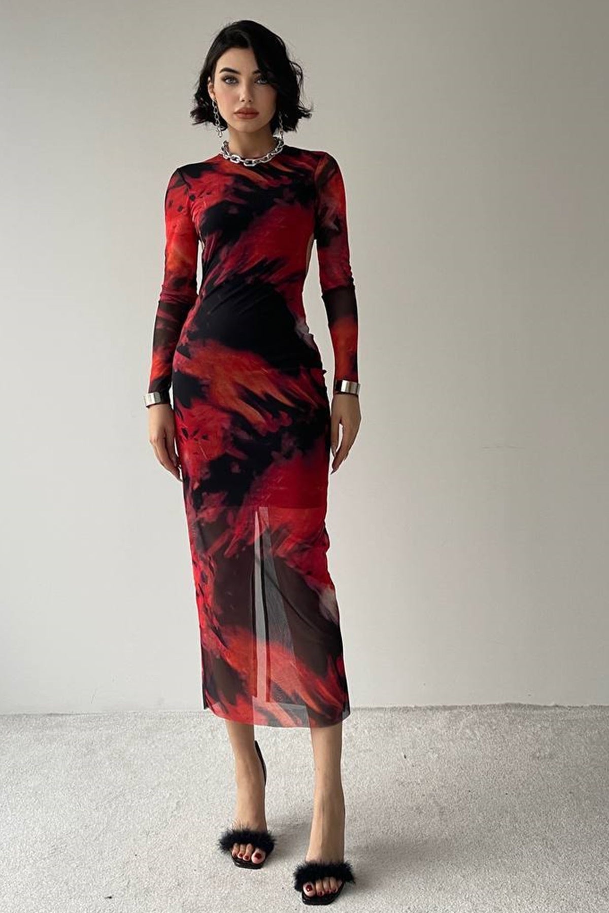 Midi-Kleid mit Batikmuster und Schlitzdesign