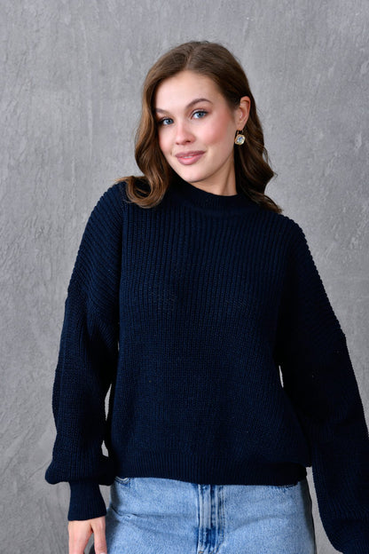 Oversize-Strickpullover mit weiten Ärmeln, Rundhalsausschnitt und langen Ärmeln