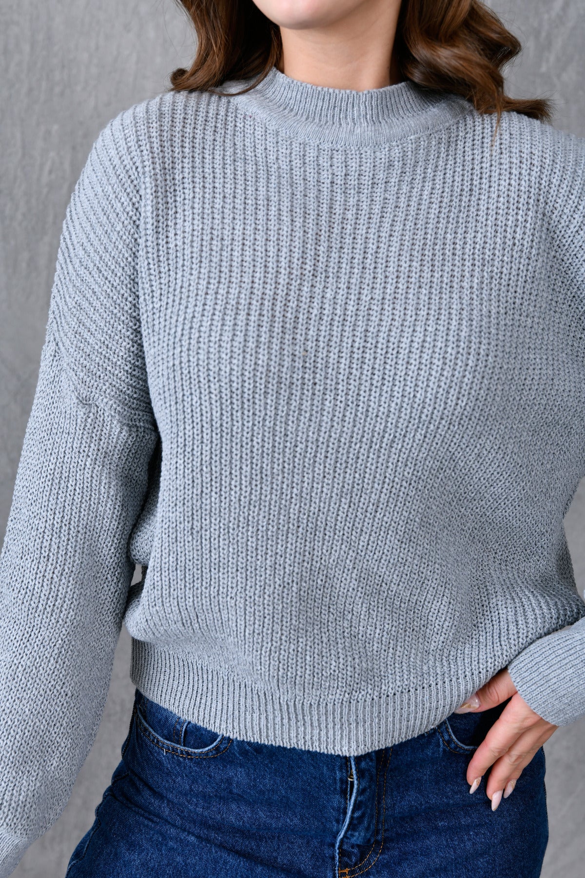 Oversize-Strickpullover mit weiten Ärmeln, Rundhalsausschnitt und langen Ärmeln