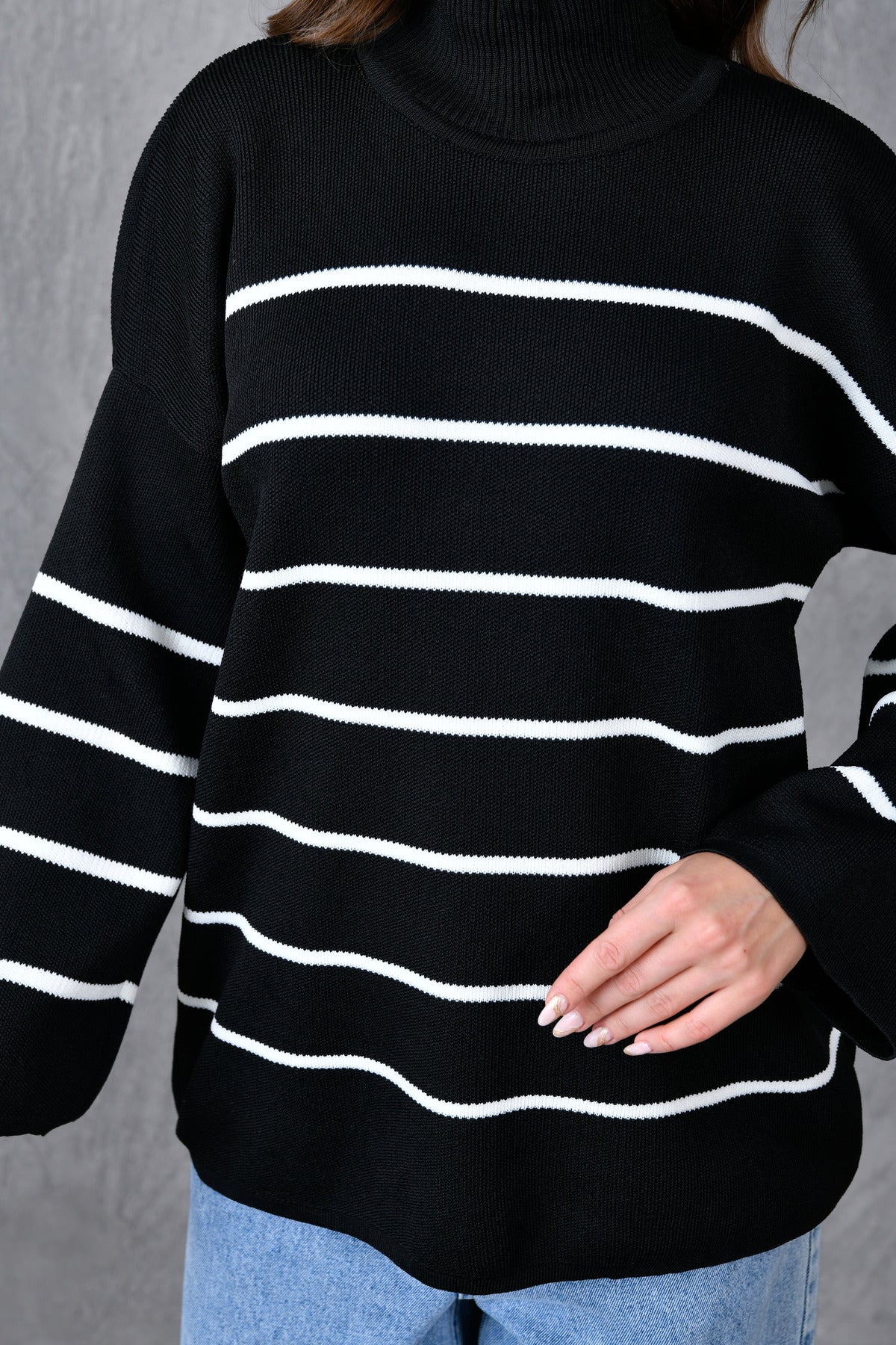 Weitärmeliger, Stehkragen, langärmeliger Oversize-Strickpullover mit Streifenmuster